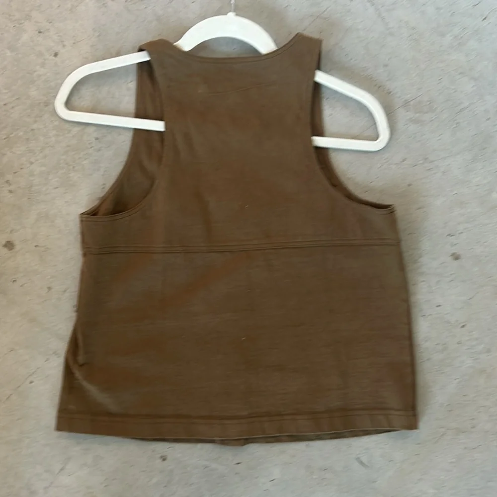 Raquel Allegra Button Sleeveless top in army green size 0/ small - Picture 6 of 8